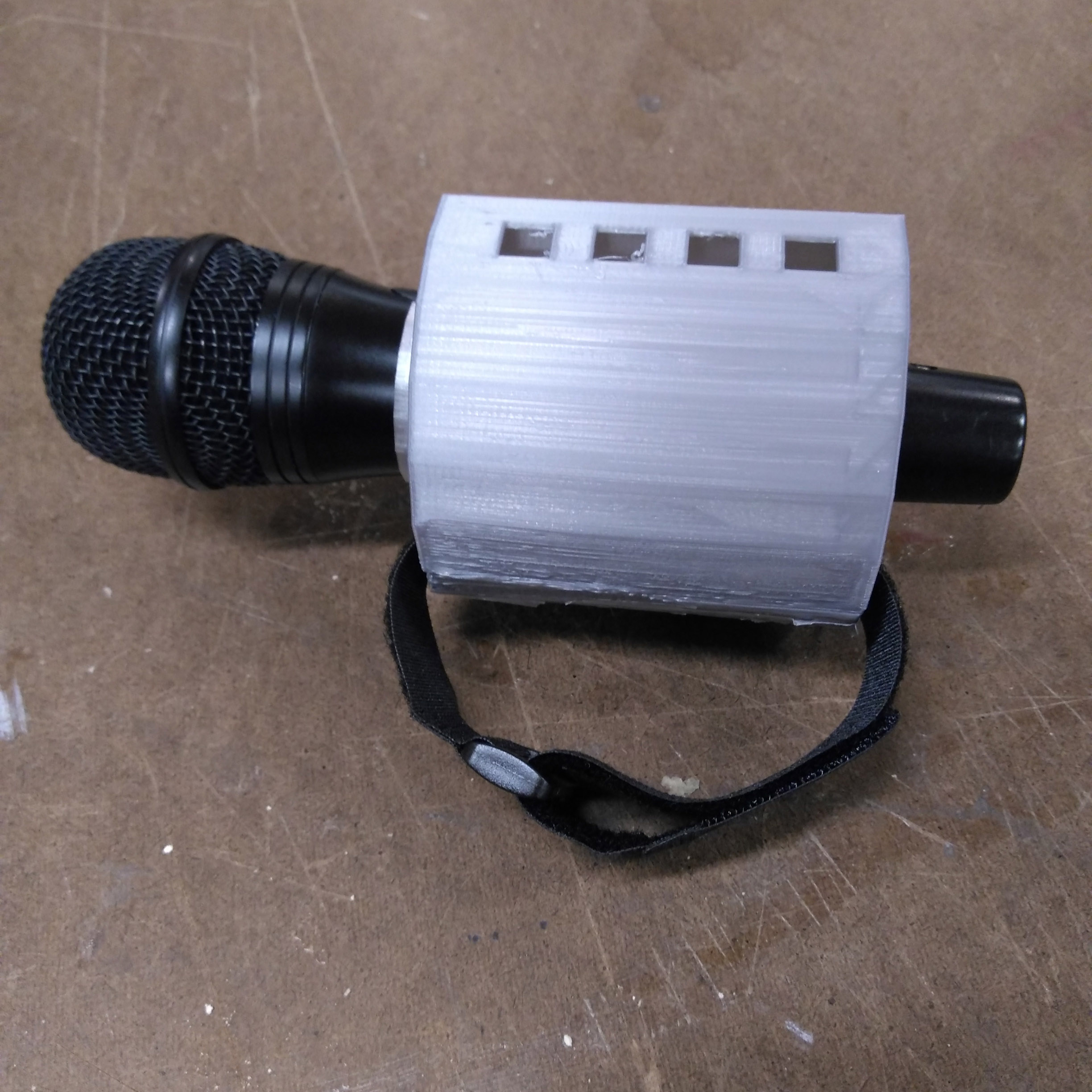 Mic Cuff 3D 1